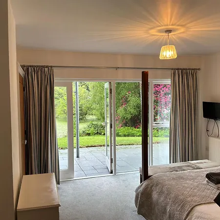 Waterside Nyaraló
